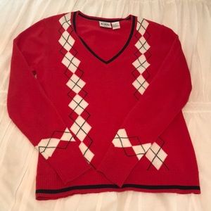 B Moss size S  long sleeve argyle sweater perfect for summer and fall.